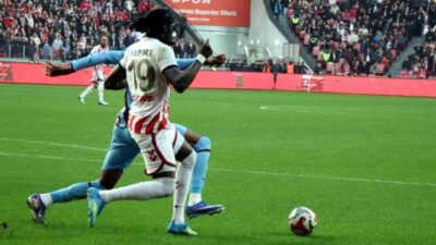 Ziraat Türkiye Kupası çeyrek final maçında Samsunspor, sahasında Trabzonspor’u ağırlıyor.