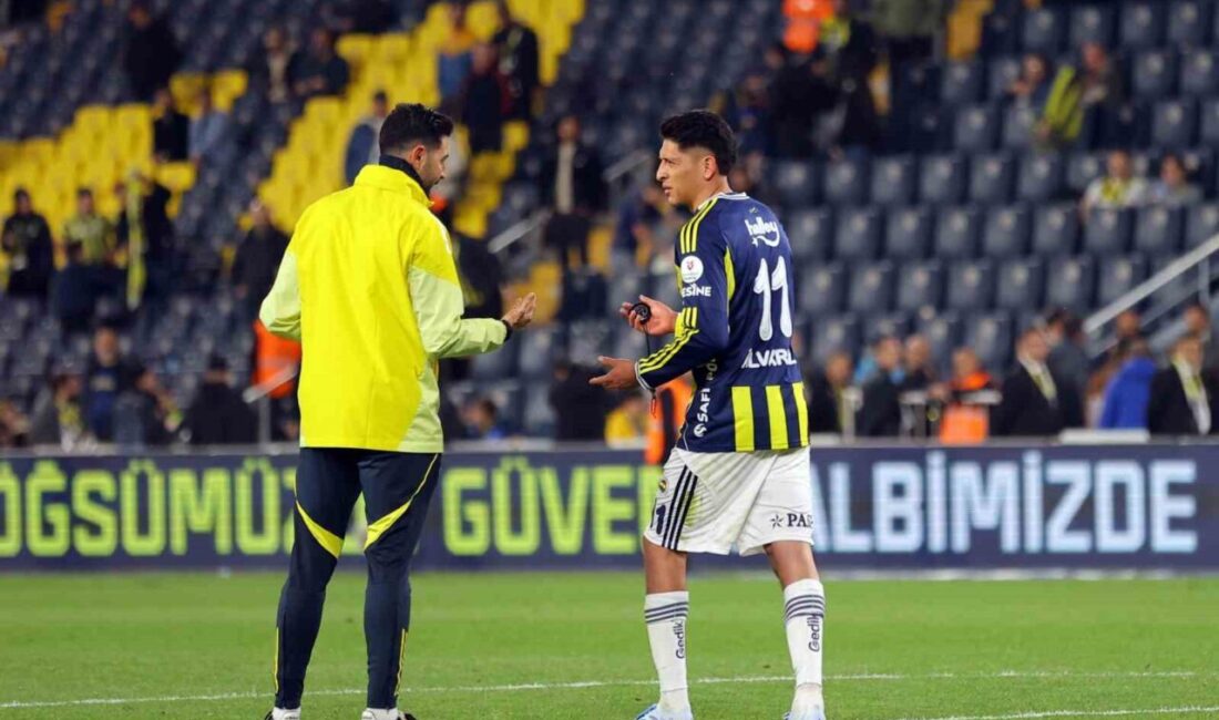 Fenerbahçe’nin Meksikalı orta sahası Edson Alvarez, 11 maç sonra forma