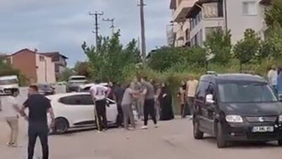 Kocaeli’nin Gölcük ilçesinde iki aile arasında sokakta çıkan kavgada 4