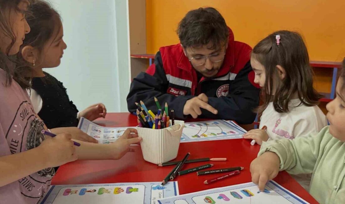 Aydıntepe’de anaokulu öğrencilerine yönelik düzenlenen etkinlikte, su tasarrufu, suyun bilinçli