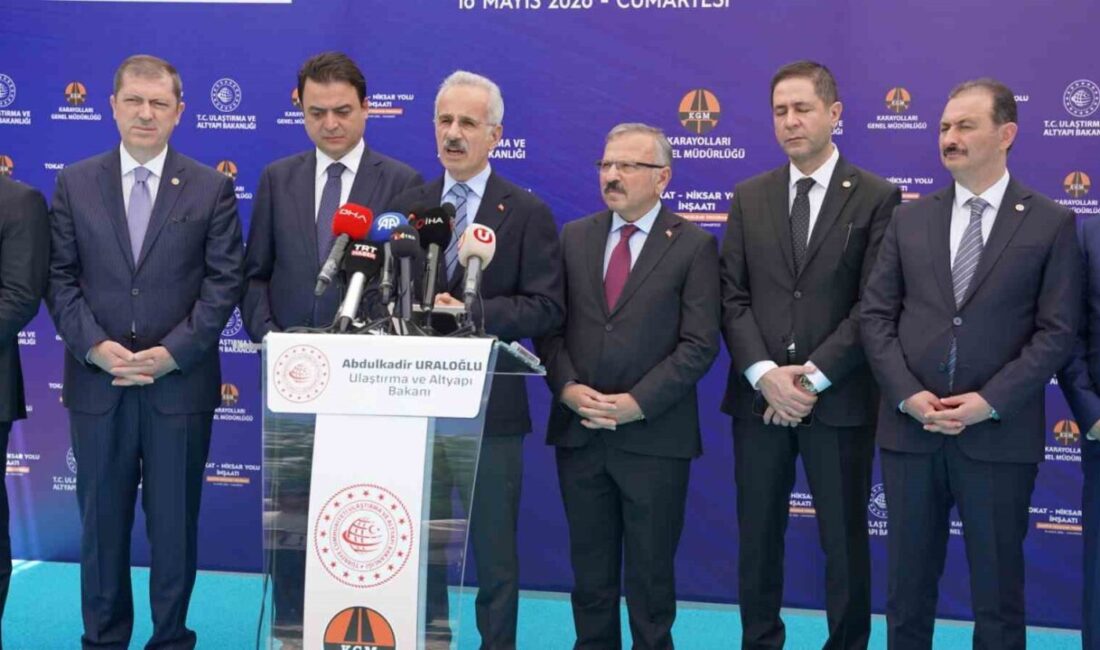 Yapımı devam eden Tokat-Niksar Karayolu’nda incelemelerde bulunan Ulaştırma ve Altyapı