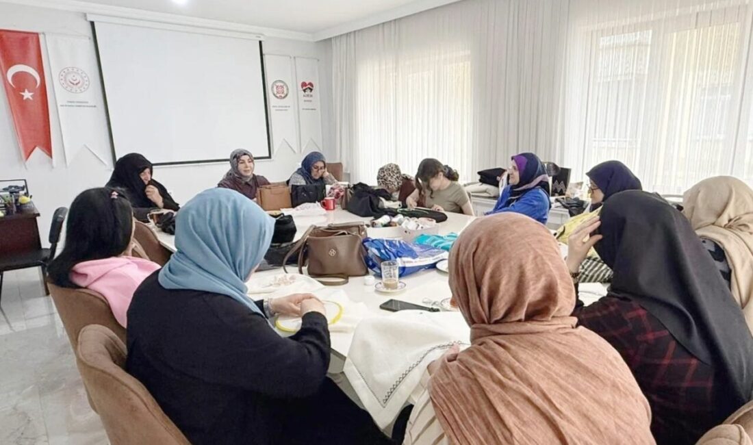 Değerleriyle Güçlü Ailem projesi kapsamında Bayburt Aile Destek Merkezi ve