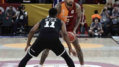 Türkiye Sigorta Basketbol Süper Ligi play-off çeyrek finali 3. ve