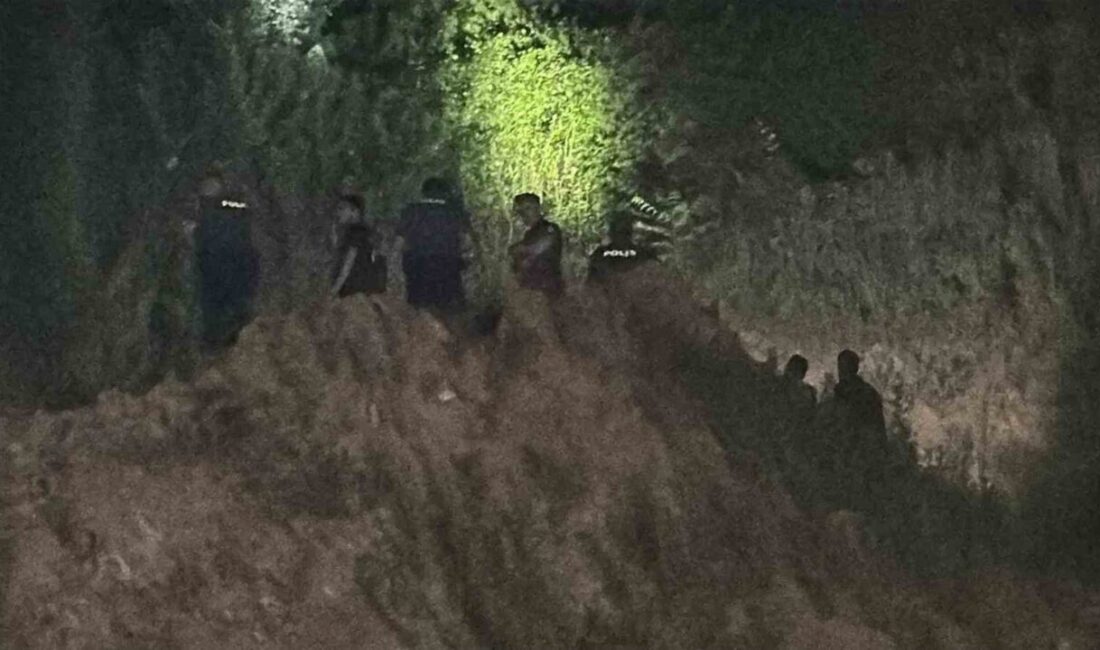 Kocaeli’nin İzmit ilçesinde cezaevinden Kurban Bayramı iznine çıktığı öğrenilen kişinin,