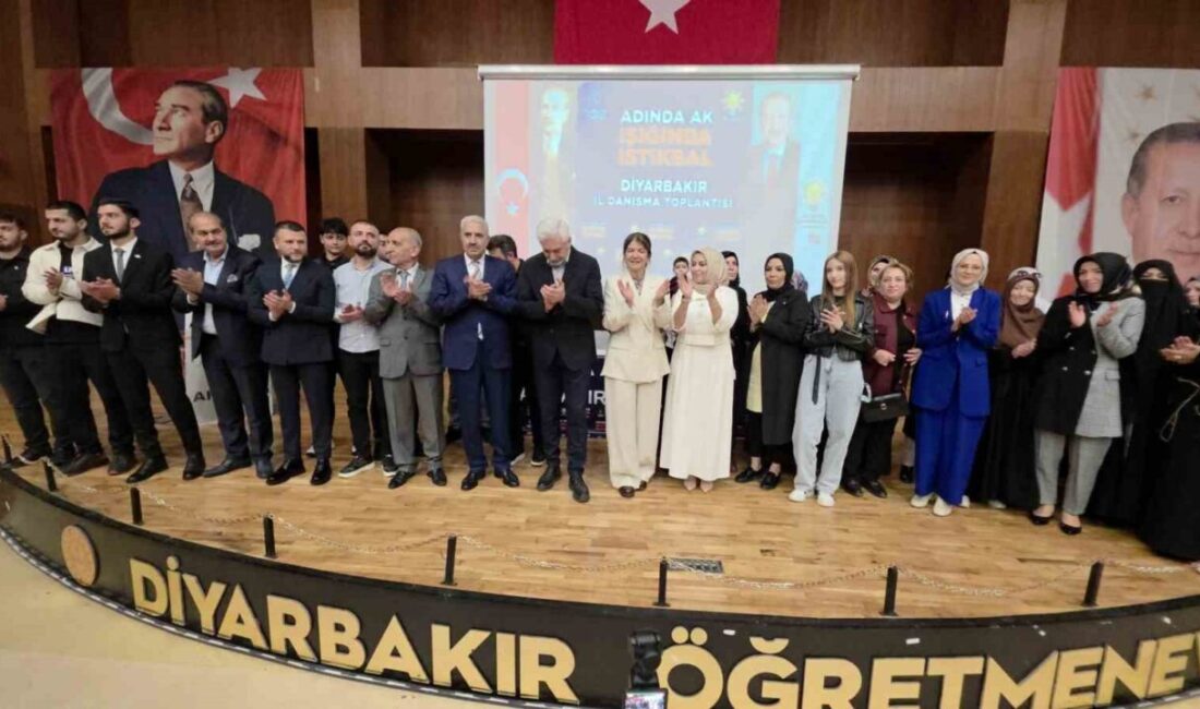 Diyarbakır’da Cumhuriyet Halk Partisi (CHP) ve Yeniden Refah Partisinden (YRP)