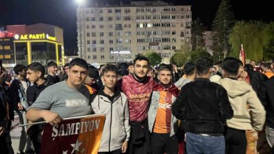 Galatasaray’ın şampiyonluğunu ilan etmesinin ardından Çorum’da ve Alaca ilçesinde binlerce