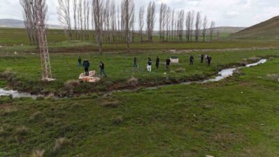 DSİ 22. Bölge Müdürlüğü yetkilileri, Bayburt merkeze bağlı Topraksu Göleti