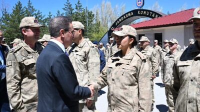 Erzurum Valisi Aydın Baruş, Kurban Bayramı dolayısıyla İl Emniyet Müdürlüğü