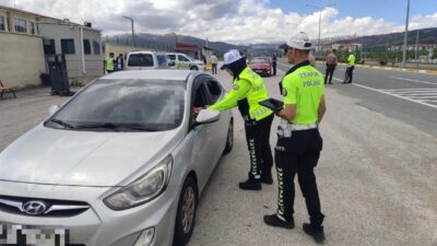 Erzincan’da Kurban Bayramı tedbirleri kapsamında sivil otobüs denetimleri gerçekleştirildi. Erzincan