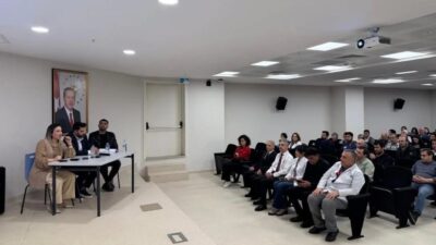 Erzincan İl Sağlık Müdürlüğü tarafından sağlık personeline yönelik “Mesleki Sorumluluk