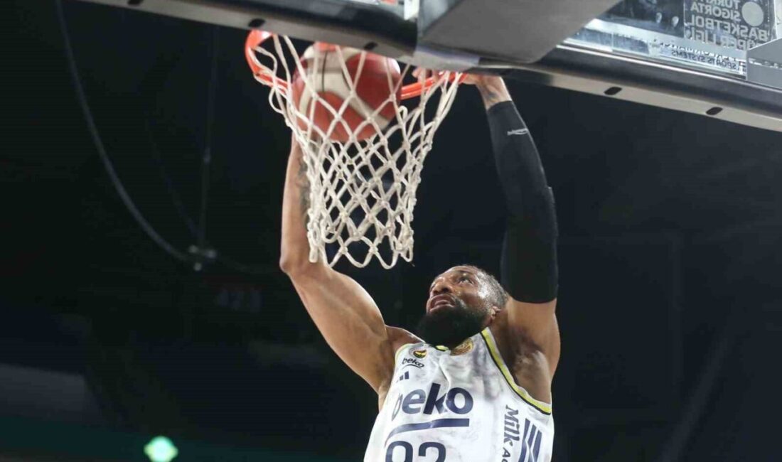 Türkiye Sigorta Basketbol Süper Ligi play-off çeyrek final 2. maçında