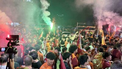 Adana’da Galatasaray taraftarları 26. şampiyonluğu coşkuyla kutladı. Galatasaray, Trendyol Süper