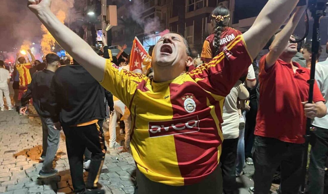 Süper Lig’de Galatasaray’ın şampiyonluğunu ilan etmesiyle birlikte İzmir’de binlerce sarı-kırmızılı