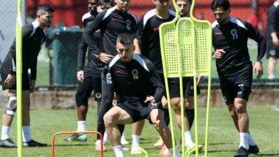 Trendyol Süper Lig’in 34. haftasında deplasmanda Trabzonspor ile karşılaşacak olan