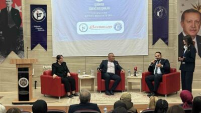 Atatürk Üniversitesi Sektör-Öğrenci İş Birliği Kulübü Danışman hocası Doç. Dr.