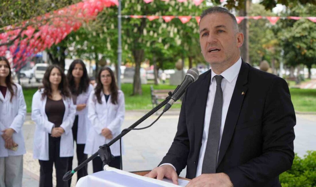 Samsun Eczacı Odası Başkanı Onur Ferhat Karacan, eczacılık alanında ciddi