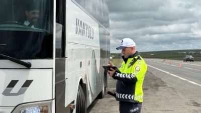 Kars Emniyet Müdürlüğü Bölge Trafik Denetleme Şube Müdürlüğü ekipleri, trafik