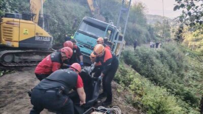 Trabzonlu hafriyat kamyonu sürücüsü Mustafa Ay, çalışmak için gittiği Rize’de