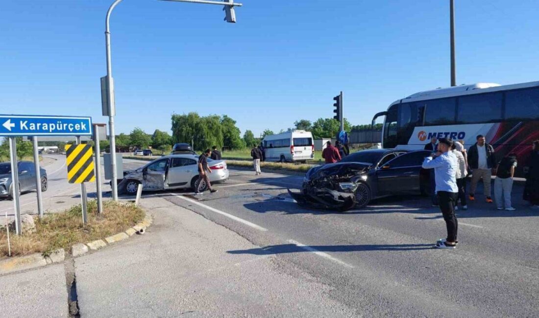 Sakarya’nın Akyazı ilçesinde dün 6 kişinin yaralandığı kavşakta bugün bir