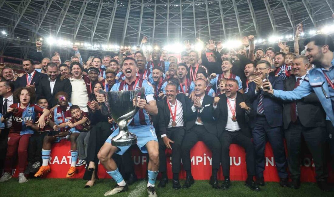 Ziraat Türkiye Kupası finalinde Konyaspor’u 2-1 mağlup eden Trabzonspor, düzenlenen