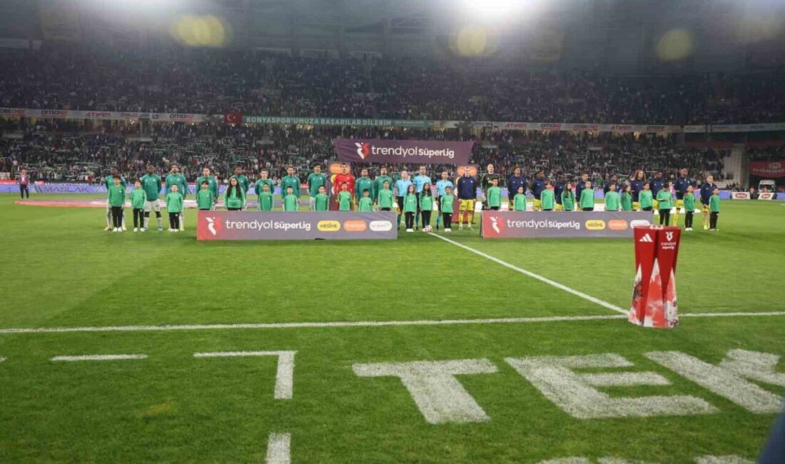 Trendyol Süper Lig 33. hafta maçında Konyaspor sahasında Fenerbahçe ile