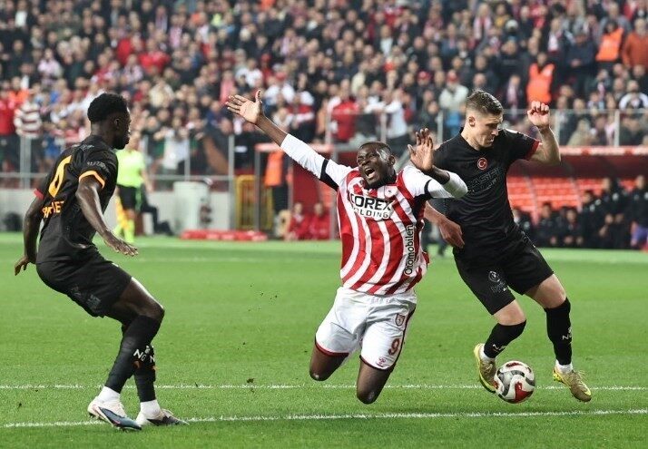 Trendyol Süper Lig’in 32. haftasında Samsunspor evinde Galatasaray ile karşılaşıyor.