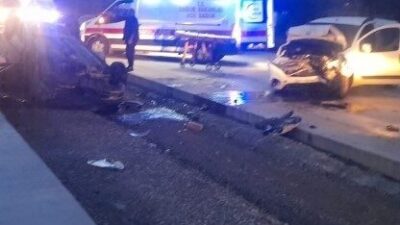 Zonguldak-Bartın karayolu Saltukova mevkiinde meydana gelen trafik kazasında 3 kişi