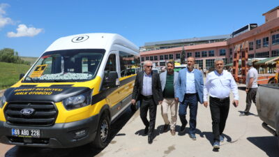 Bayburt Belediyesi, son iki yıl içerisinde gerçekleştirdiği yatırımlarla araç filosunu