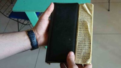 Erzurum’da bir sahafta ortaya çıkan yaklaşık 55 yıllık asker hatıra
