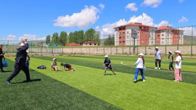 Arpalı'da çocuk oyunları etkinliği düzenlendi