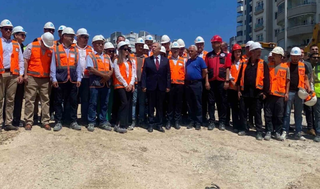 Ankara Büyükşehir Belediye (ABB) Başkanı Mansur Yavaş, CHP’den istifa ederek
