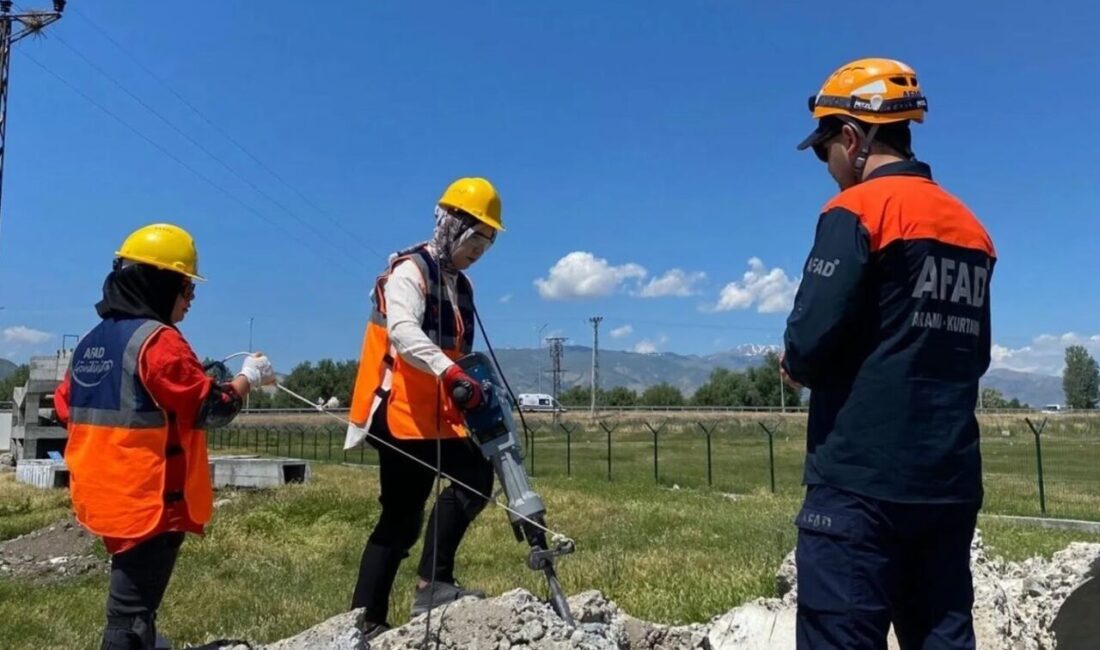 Erzincan İl Afet ve Acil Durum Müdürlüğü (AFAD) tarafından Gençlik