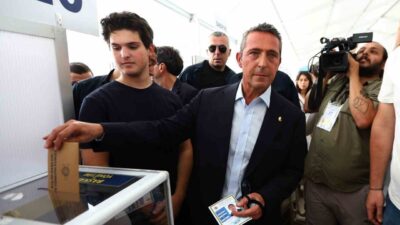 Fenerbahçe Kulübünün eski başkanı Ali Koç, sarı-lacivertli camianın seçilecek yeni