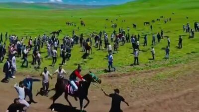 Erzurum’un Tekman ilçesinde düzenlenen at yarışlarında bir ata yönelik uygunsuz
