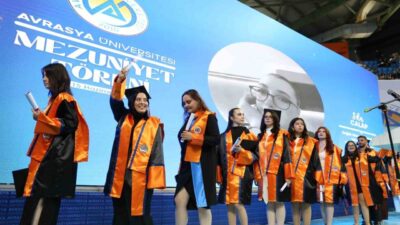 Avrasya Üniversitesi, 2025-2026 Akademik Yılı mezuniyet töreni Hayri Gür Spor