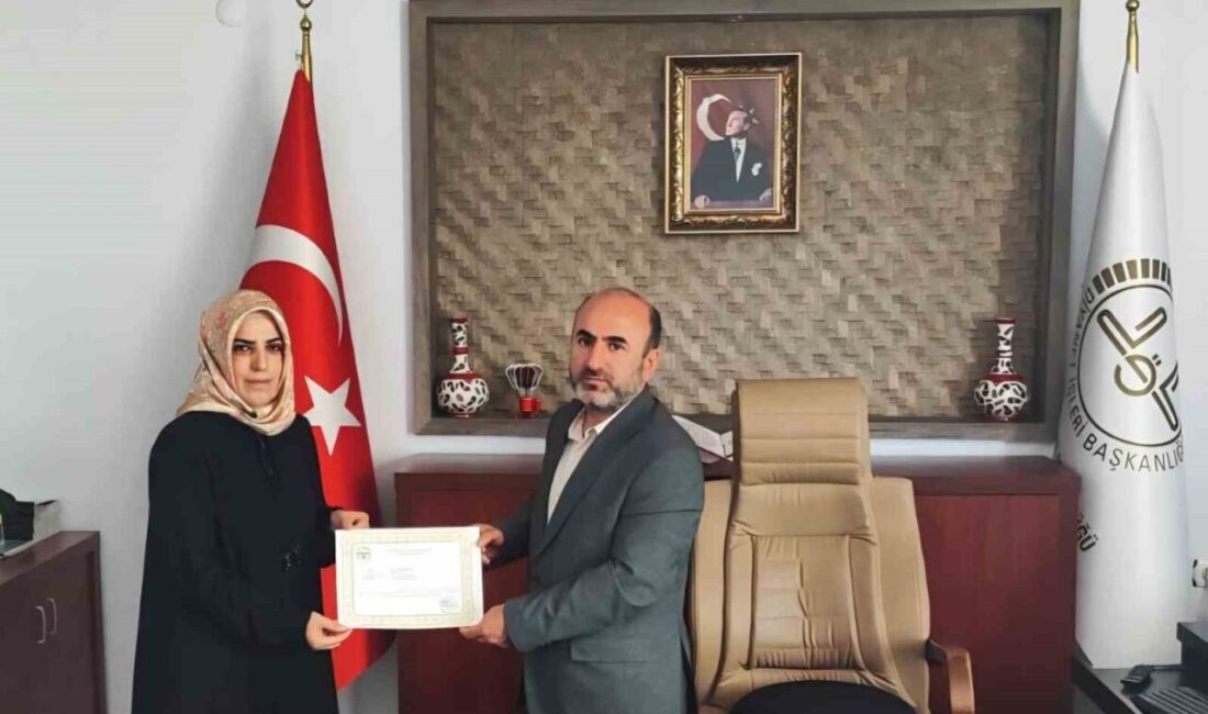 Bayburt’un Aydıntepe ilçesinde, görevlerindeki özverili çalışmaları dolayısıyla İlçe Müftülüğü personeline