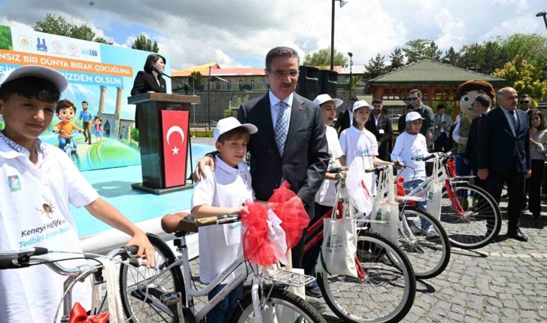 Erzurum’da “Dumansız Bir Hayat Bırak Çocuğuna, Bisikleti de Bizden Olsun”