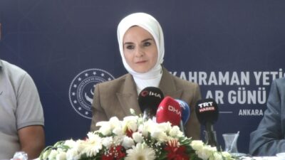 Aile ve Sosyal Hizmetler Bakanı Mahinur Özdemir Göktaş, ’Terörsüz Türkiye’