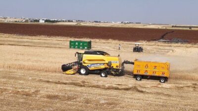 Adıyaman’ın Kahta ilçe Belediye Başkanı Mehmet Can Hallaç, hasat sezonunun
