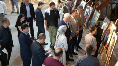 Bayburt Güzel Sanatlar Lisesi öğrencilerinin sene boyunca hazırladığı resimlerden oluşan