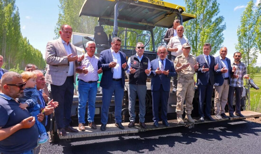 Bayburt’ta 2026 yılı asfalt sezonunun ilk çalışması, İspir grup yolunun