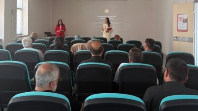 Sağlıklı Hayat Saatleri kapsamında düzenlenen programda, yaş alma sürecinde beyin