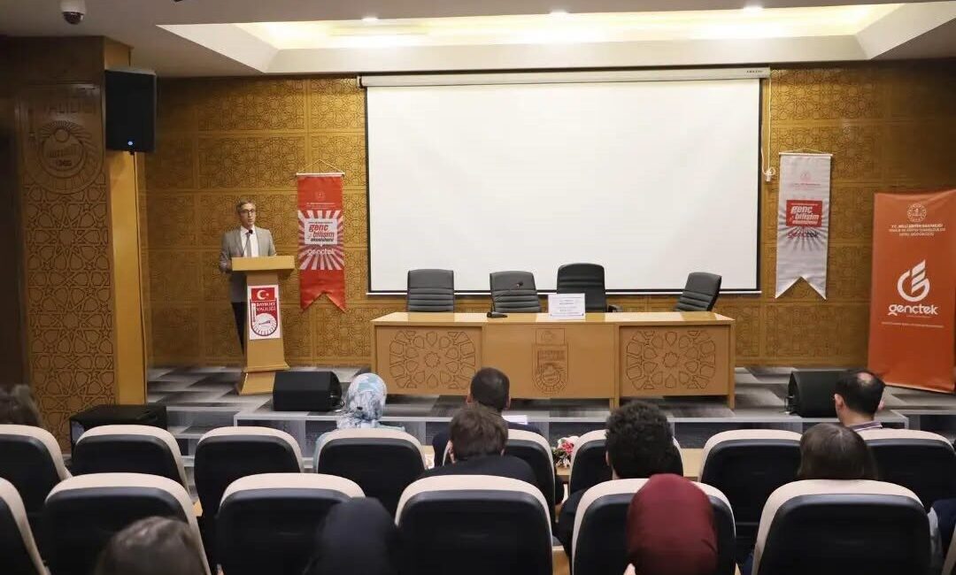 Bayburt’ta Akran Öğrenme Modeli ve Genç Bilişim Ekosistemi programı kapsamında