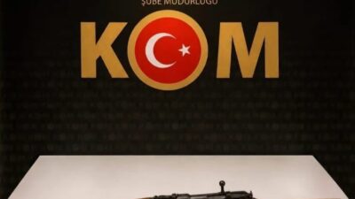 Bayburt’ta kaçakçılık faaliyetlerinin önlenmesine yönelik düzenlenen operasyonda, ruhsatsız mavzer tüfeği