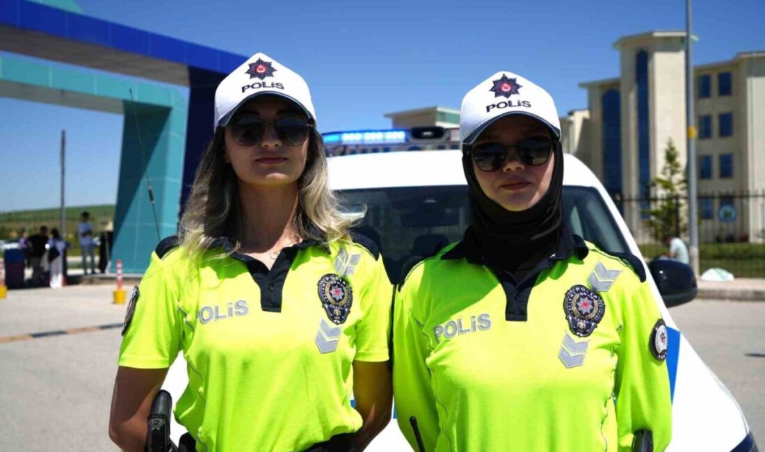 Bayburt’ta Yükseköğretim Kurumları Sınavının (YKS) ilk oturumu olan Temel Yeterlilik