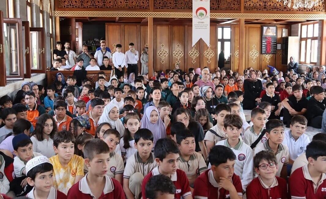 Erzincan’da, Çevreme Duyarlıyım, Değerlerime Sahip Çıkıyorum (ÇEDES) Projesi kapsamında yürütülen