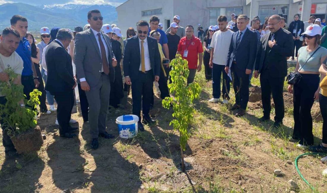 Erzincan’da Ceza İnfaz Personeli Günü dolayısıyla düzenlenen etkinlik kapsamında fidanlar