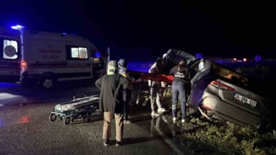 Kastamonu’nun Tosya ilçesi D100 karayolunda otomobilin refüje çarpması neticesinde meydana