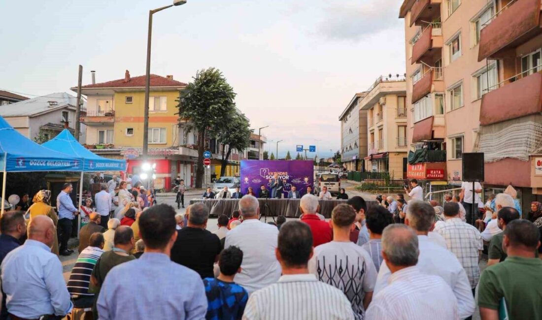 DÜZCE (İHA) – Düzce Belediye Başkanı Faruk Özlü, “Vatandaş Soruyor,