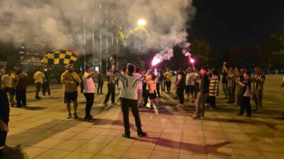 DÜZCE(İHA) – Fenerbahçe Spor Kulübü’nün olağanüstü genel kurulunda 8 yıl